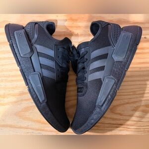 Adidas shw 675 001 , Size 9.5, No Box